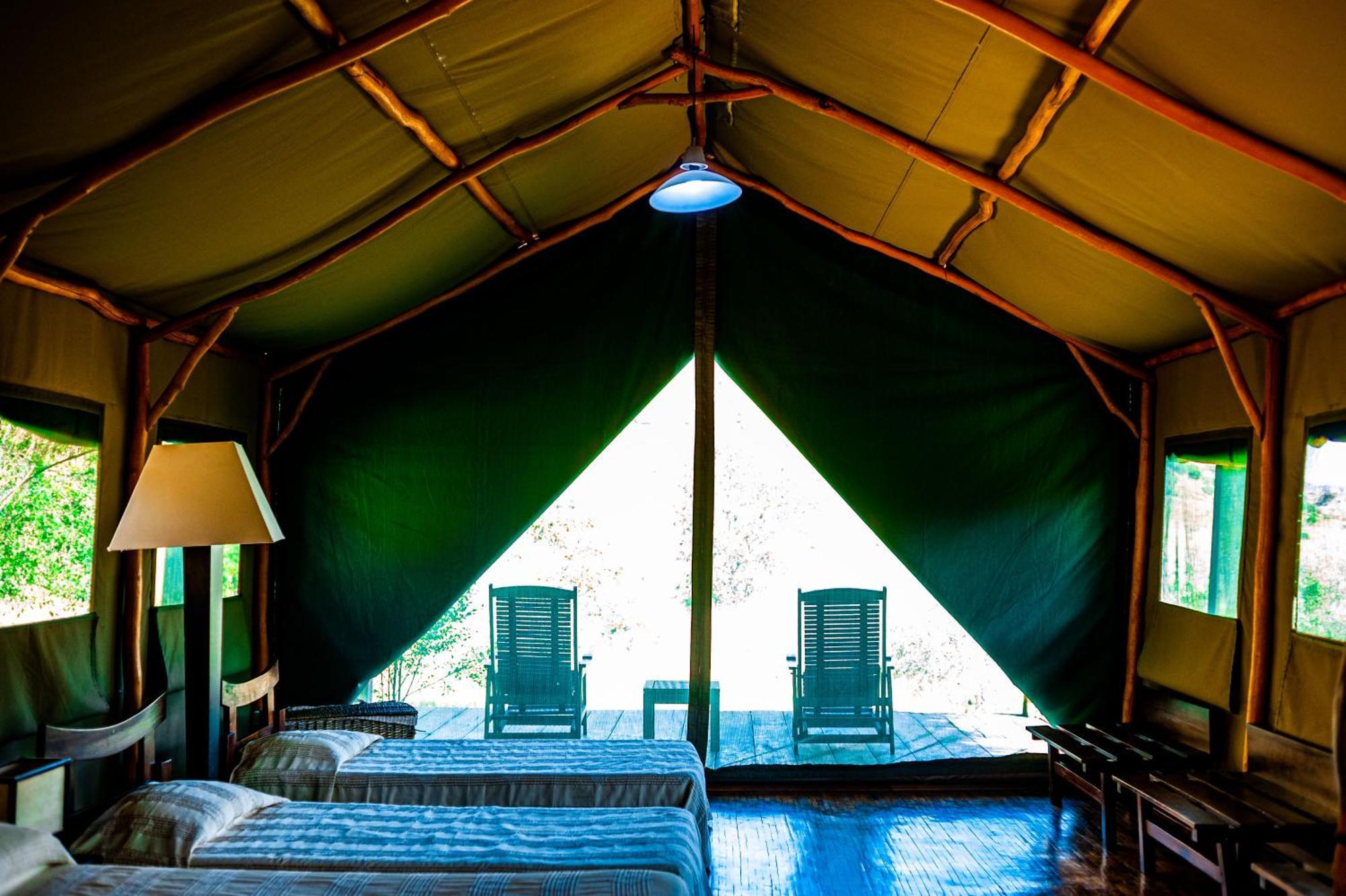 Satrana Lodge Ranohira Экстерьер фото